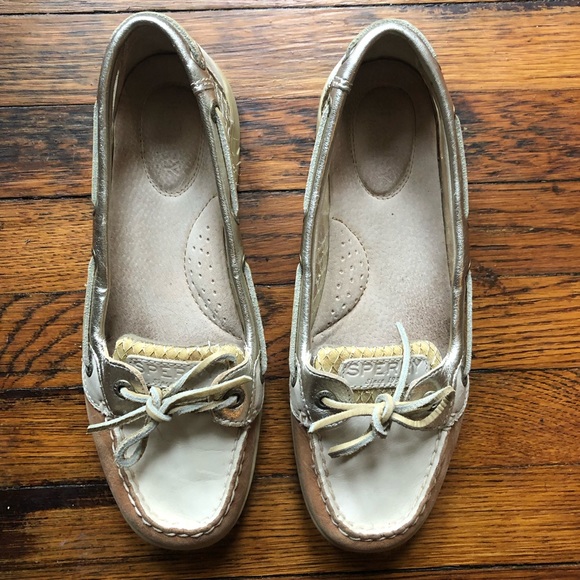 Sperry Boat Shoes - Picture 2 of 6